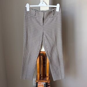 Ann Taylor Petite Black and Cream Printed Pants